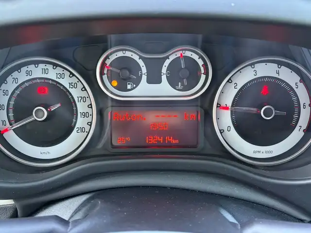 Fiat 500l view 9