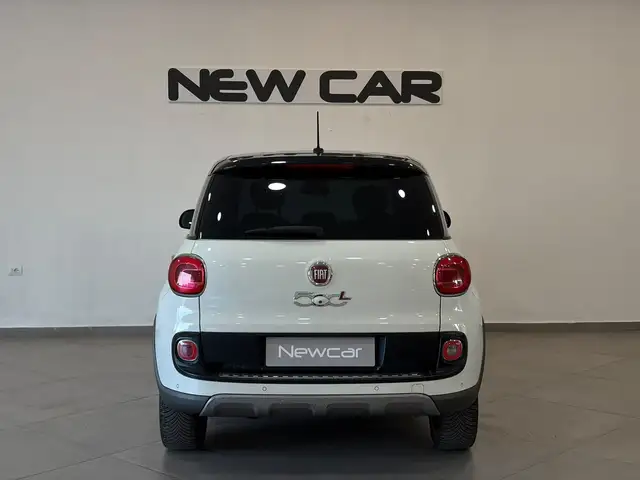 Fiat 500l view 5