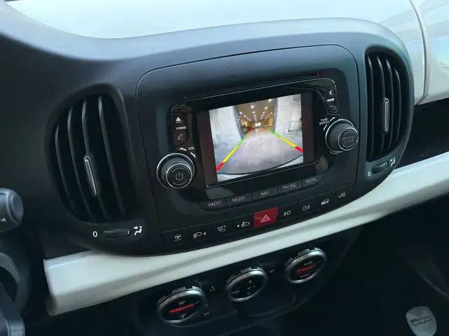 Fiat 500l view 11