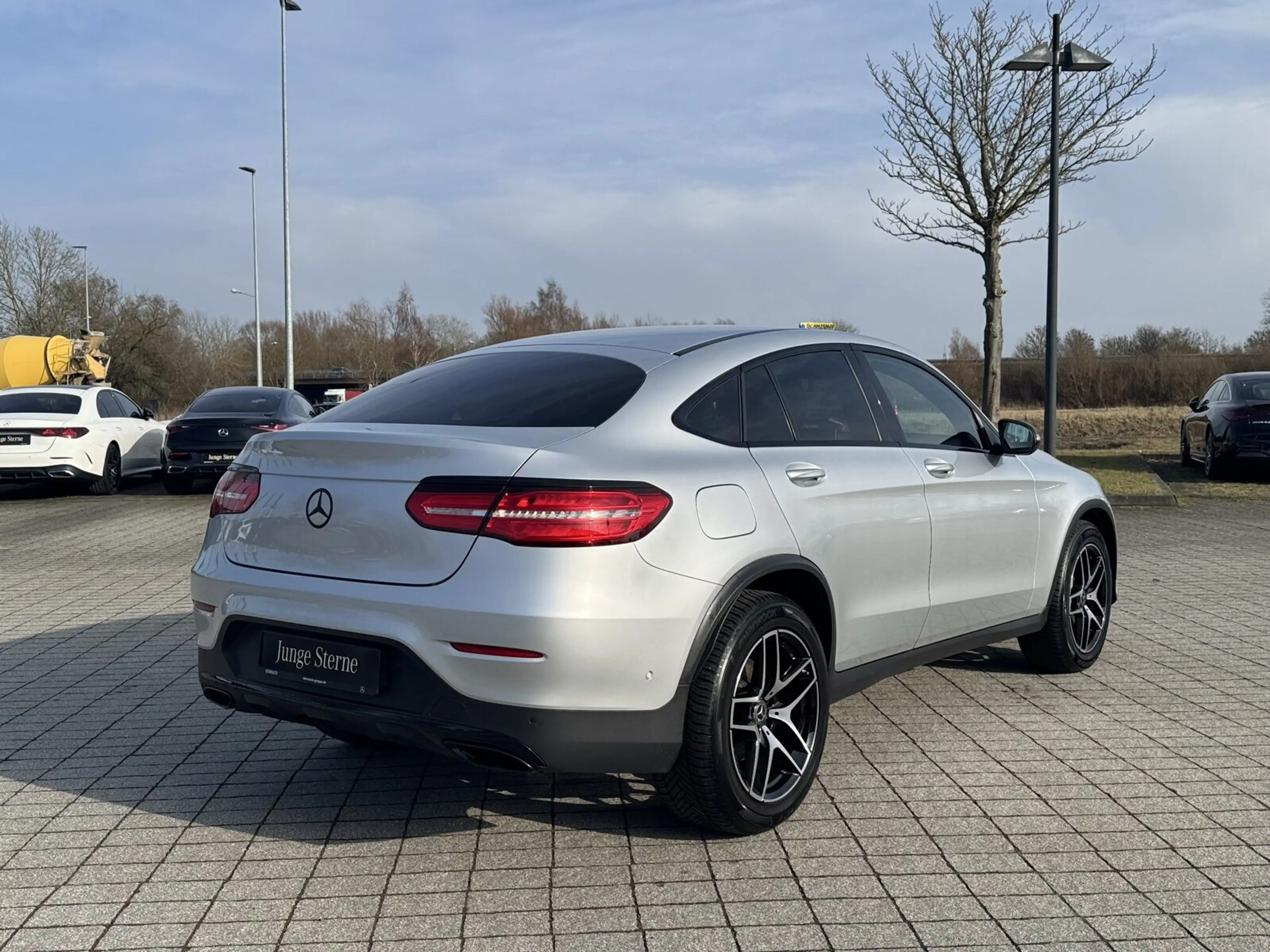 Mercedes-Benz GLC 250 GLC 250 4M Coupé AMG SHD 360Kam Nightpak LED AHK — photo 4