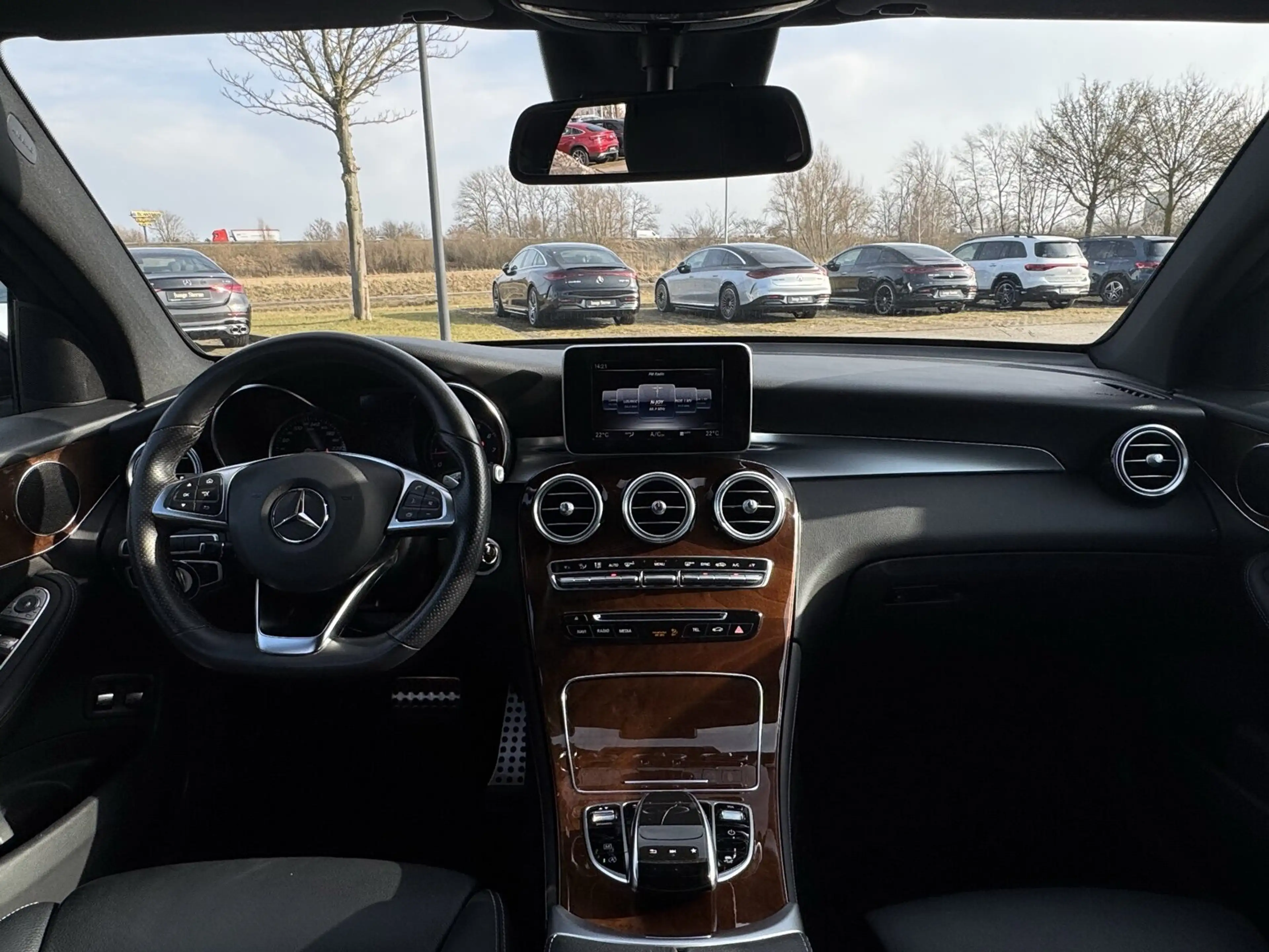Mercedes-Benz GLC 250 GLC 250 4M Coupé AMG SHD 360Kam Nightpak LED AHK — photo 11