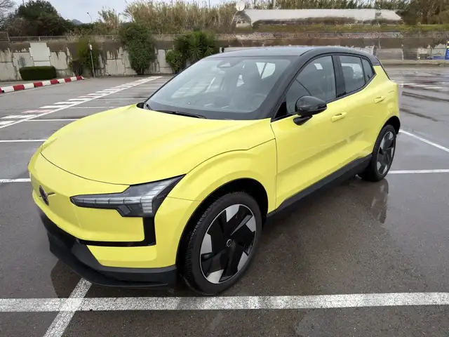 Volvo EX30 Single Extended Range Plus RWD