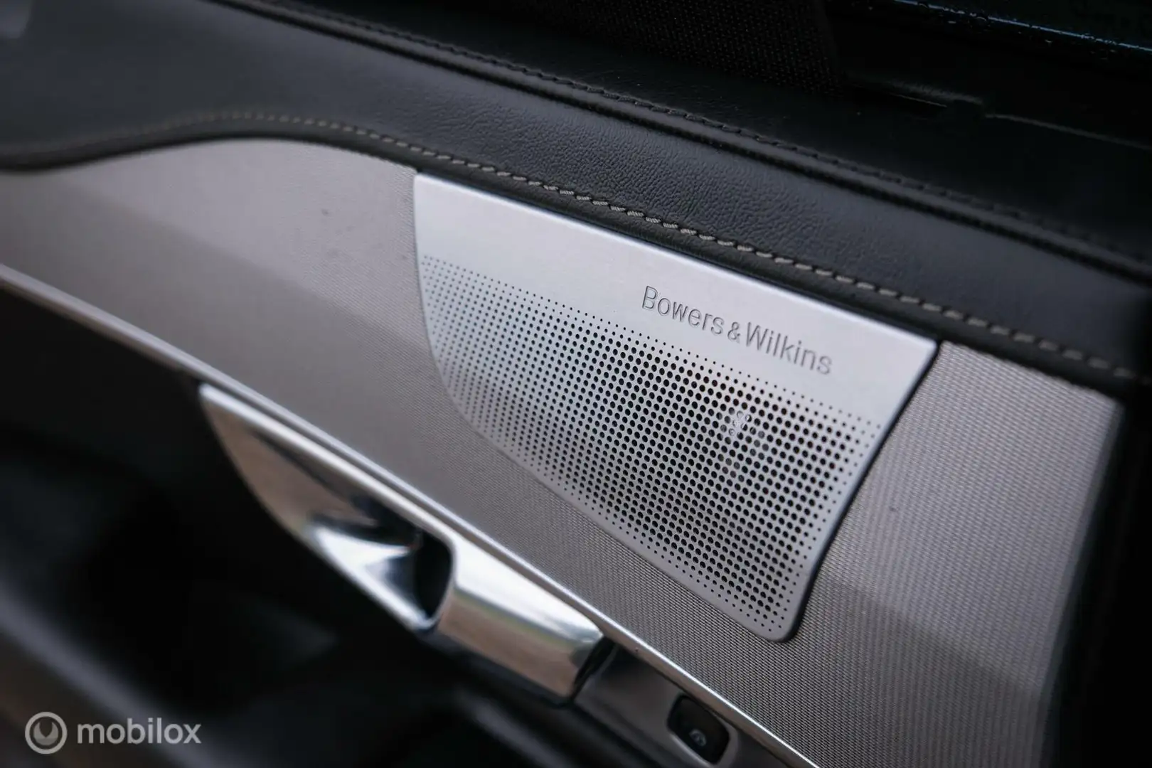 Volvo XC90 2.0 T8 Twin Engine AWD Inscription 7p.| B&W audio Zwart - 2