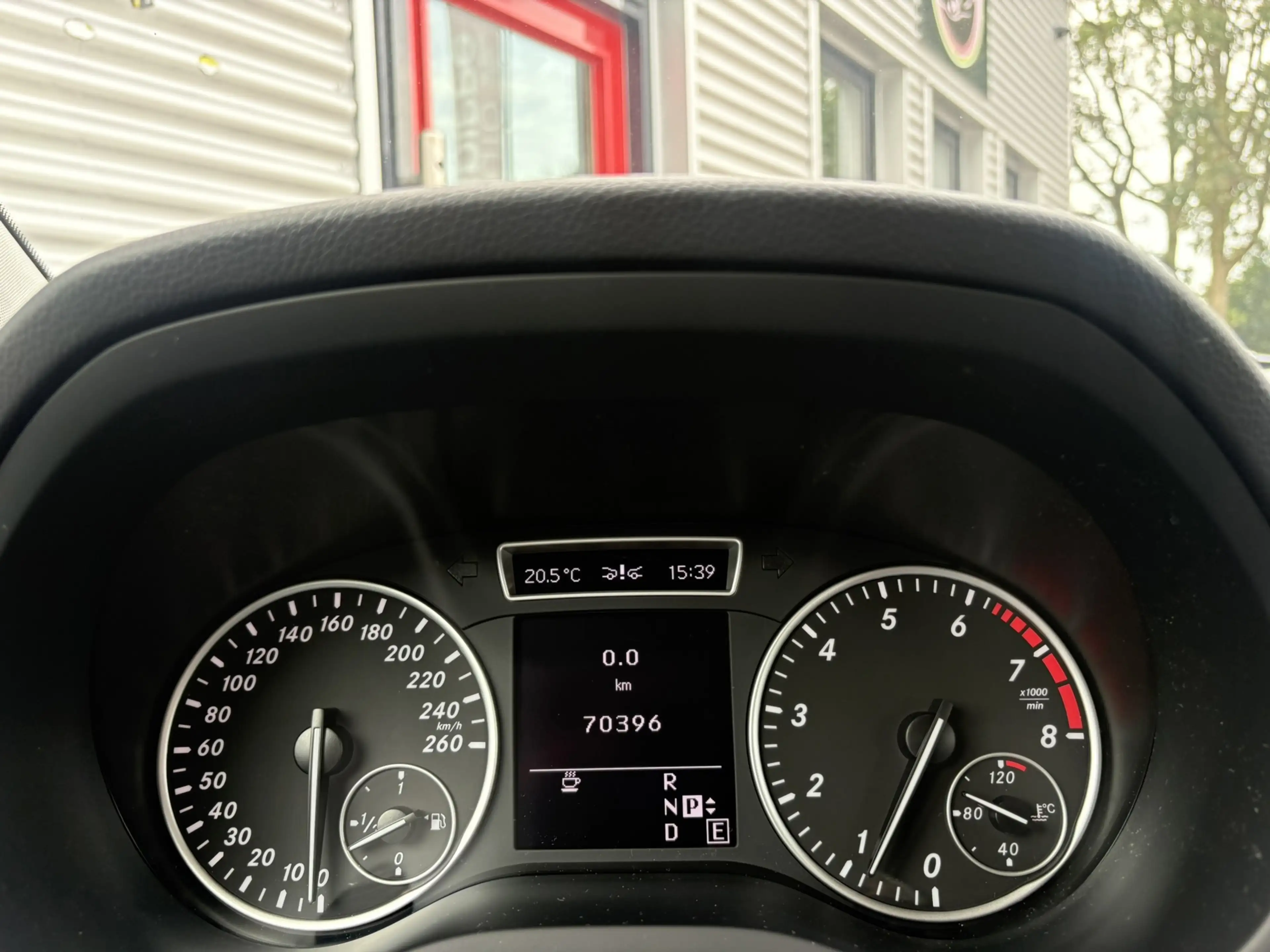 Mercedes-Benz B 180 Ambition -AUTOMAAT-DEALER ONDERHOUDEN-1STE EIGENAA — photo 24