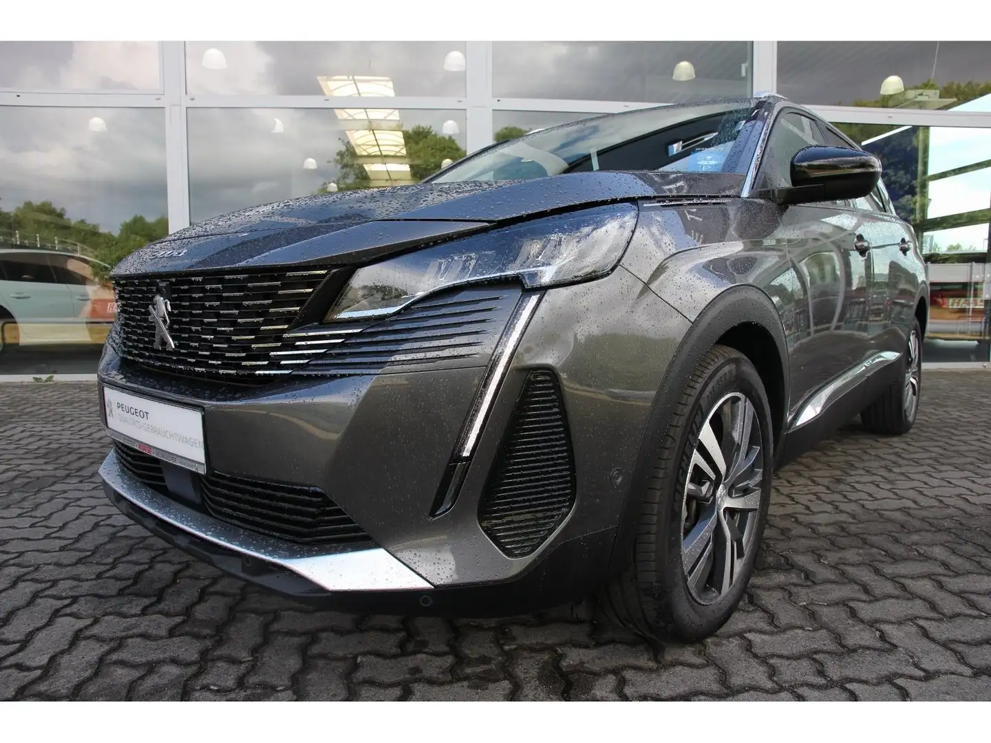 Peugeot 5008 Allure Pack HD 130 EAT8 7-Sitze Navi RFK Gris - 2