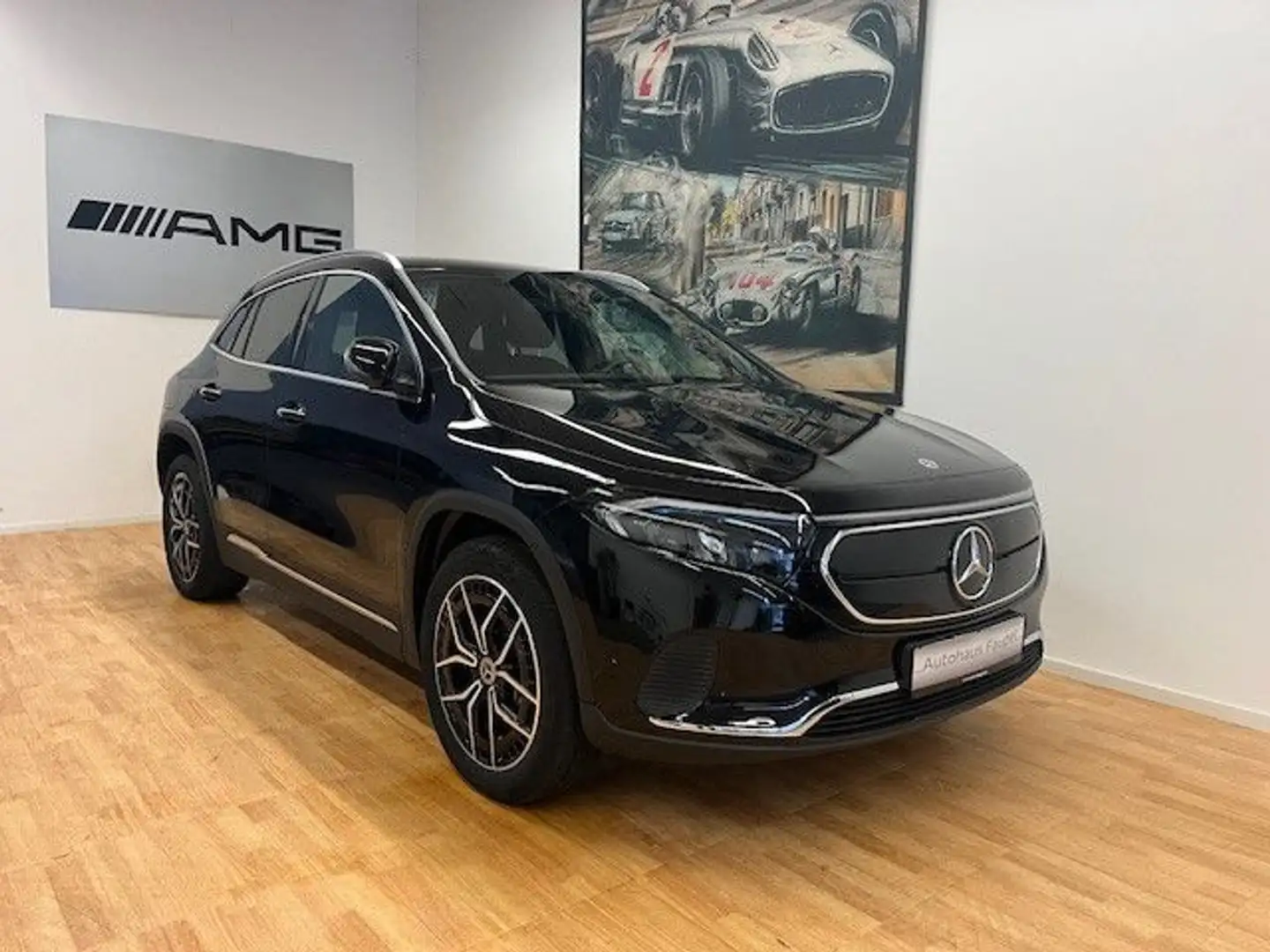 Mercedes-Benz EQA 300 4Matic Progressive 19 Zoll AMG Zwart - 1