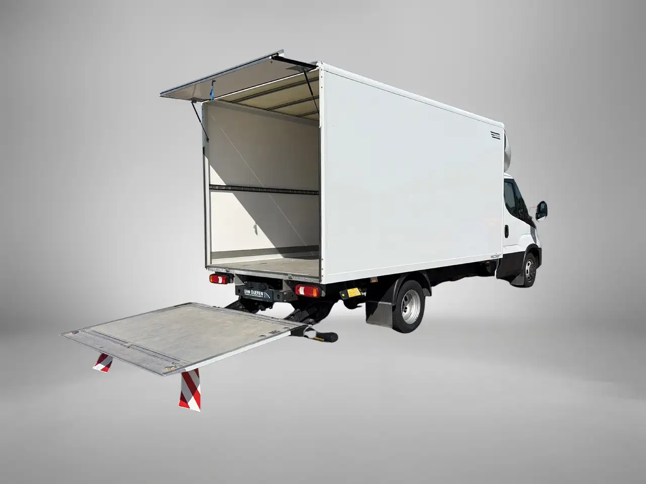 Iveco Daily 2022 — фото 13