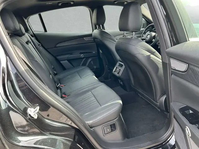 Maserati Grecale view 5