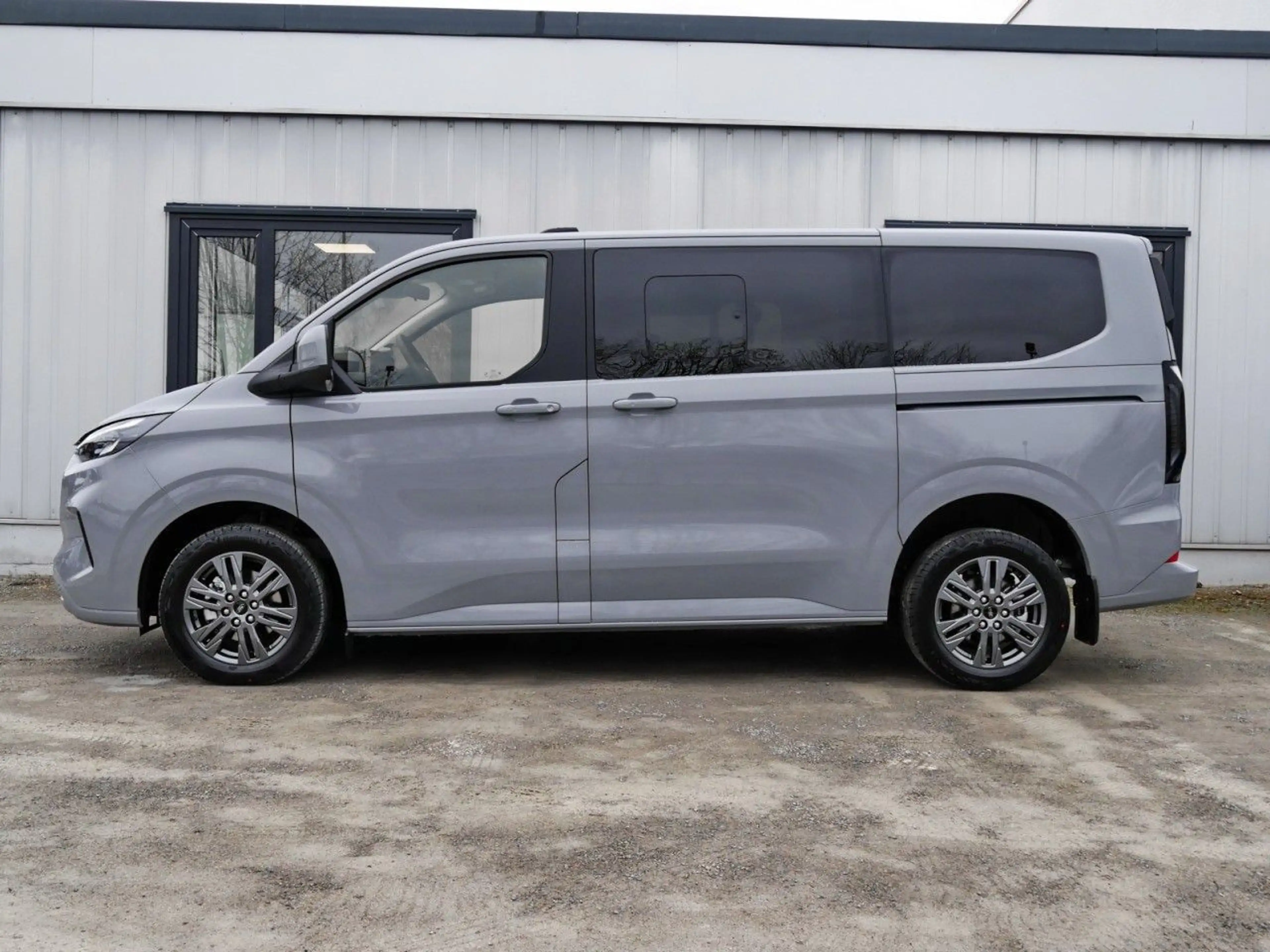 Ford Tourneo Custom Titanium 320L1 Aut.+B&O+Kamera — photo 3