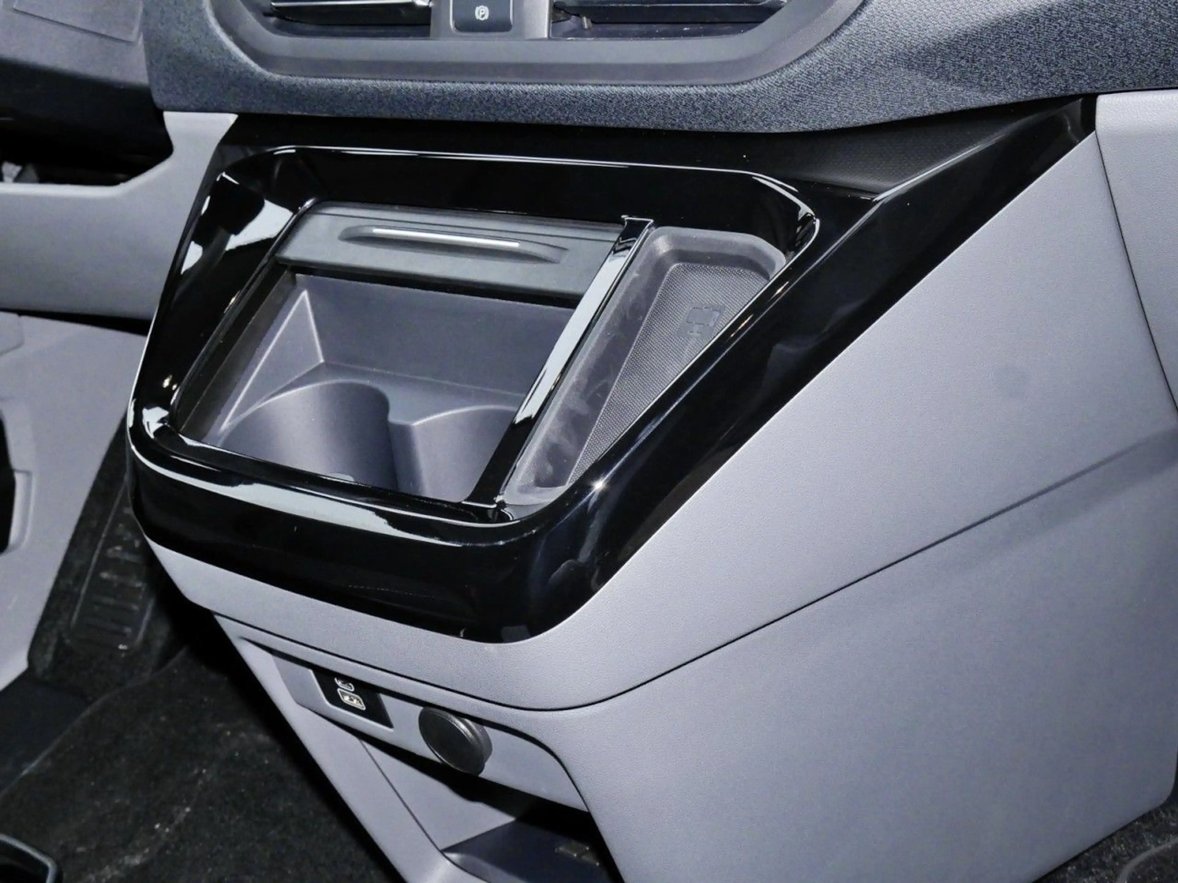 Ford Tourneo Custom Titanium 320L1 Aut.+B&O+Kamera — photo 8