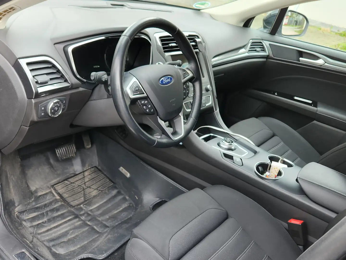 Ford Mondeo Turnier 2.0 EcoBlue Aut. Trend Noir - 1