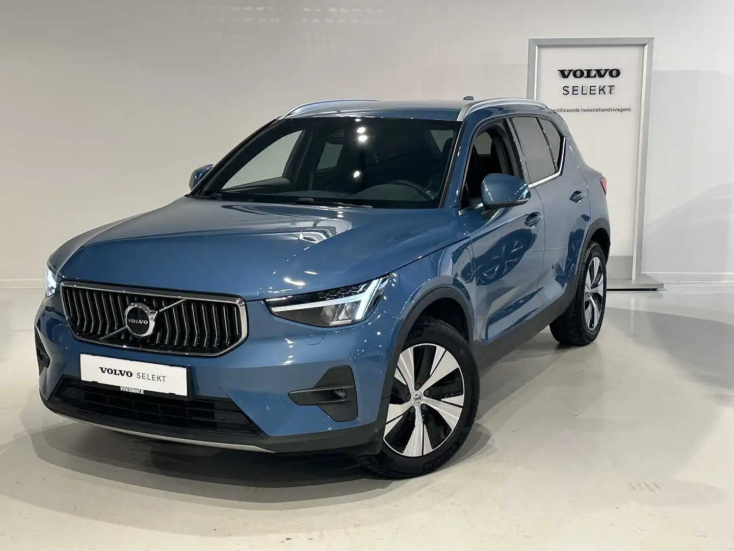 Volvo XC40 T4 Recharge Bright Plus Azul - 1