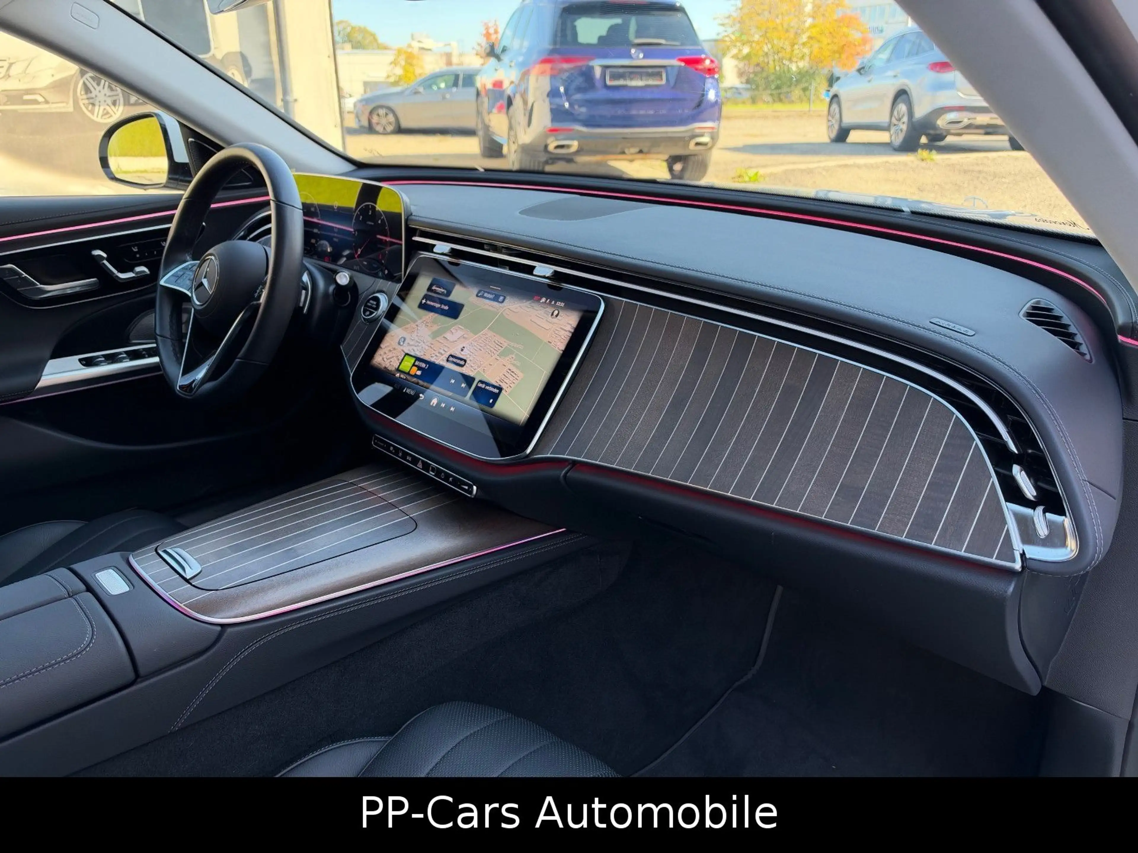 Mercedes-Benz E 220 dT EXCLUSIVE Premium*Standheizung*AHK*Leder — photo 6