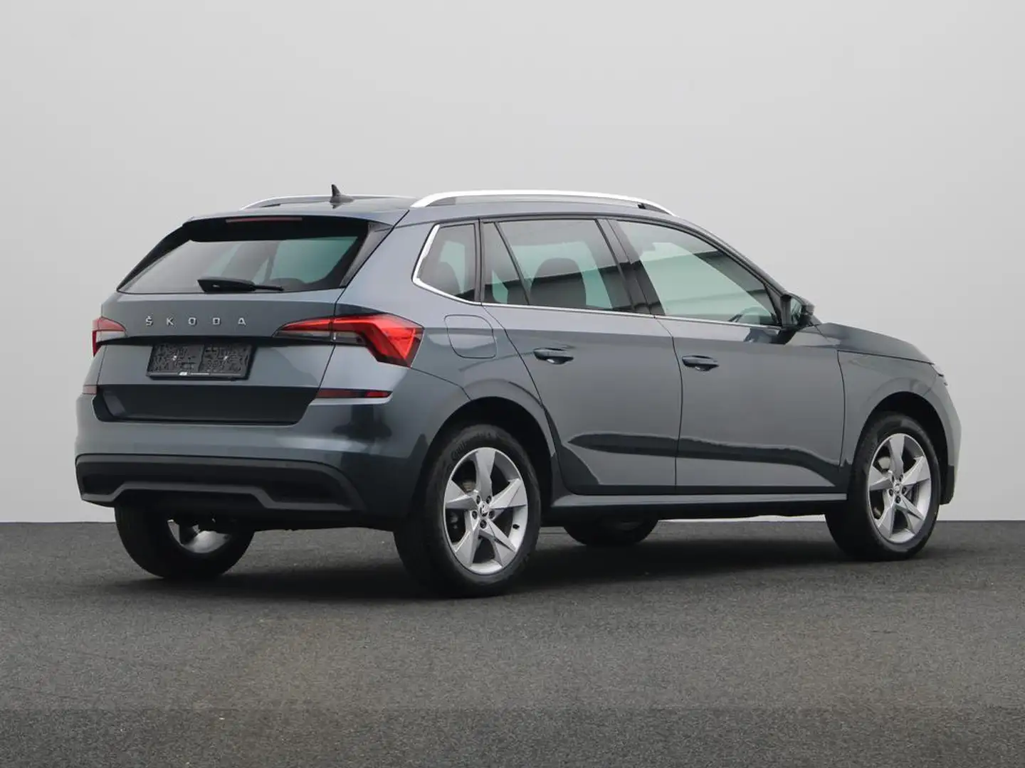 Skoda Kamiq 1.0 TSI 110 PK BENZINE Grau - 2