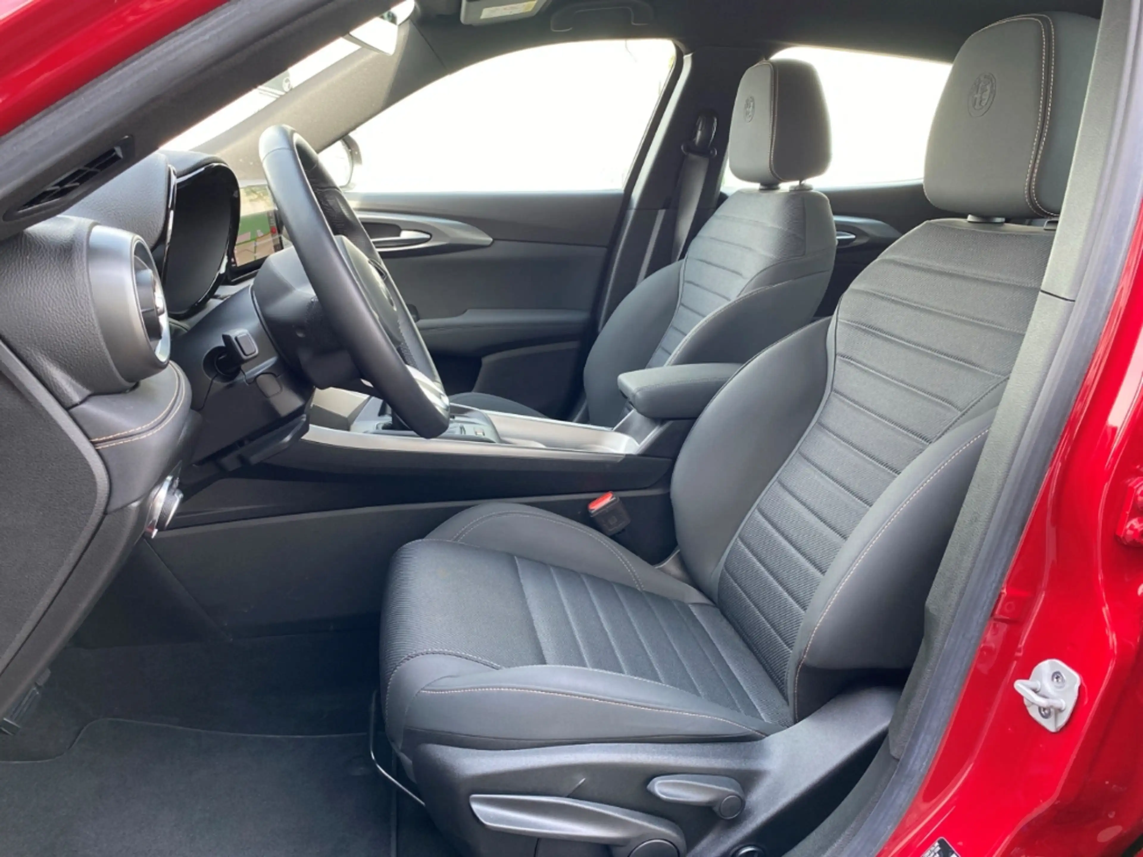 Alfa Romeo Tonale TI 1.5 VGT LED+NAVI+KLIMA+KAMERA+ACC+LHZ — photo 9