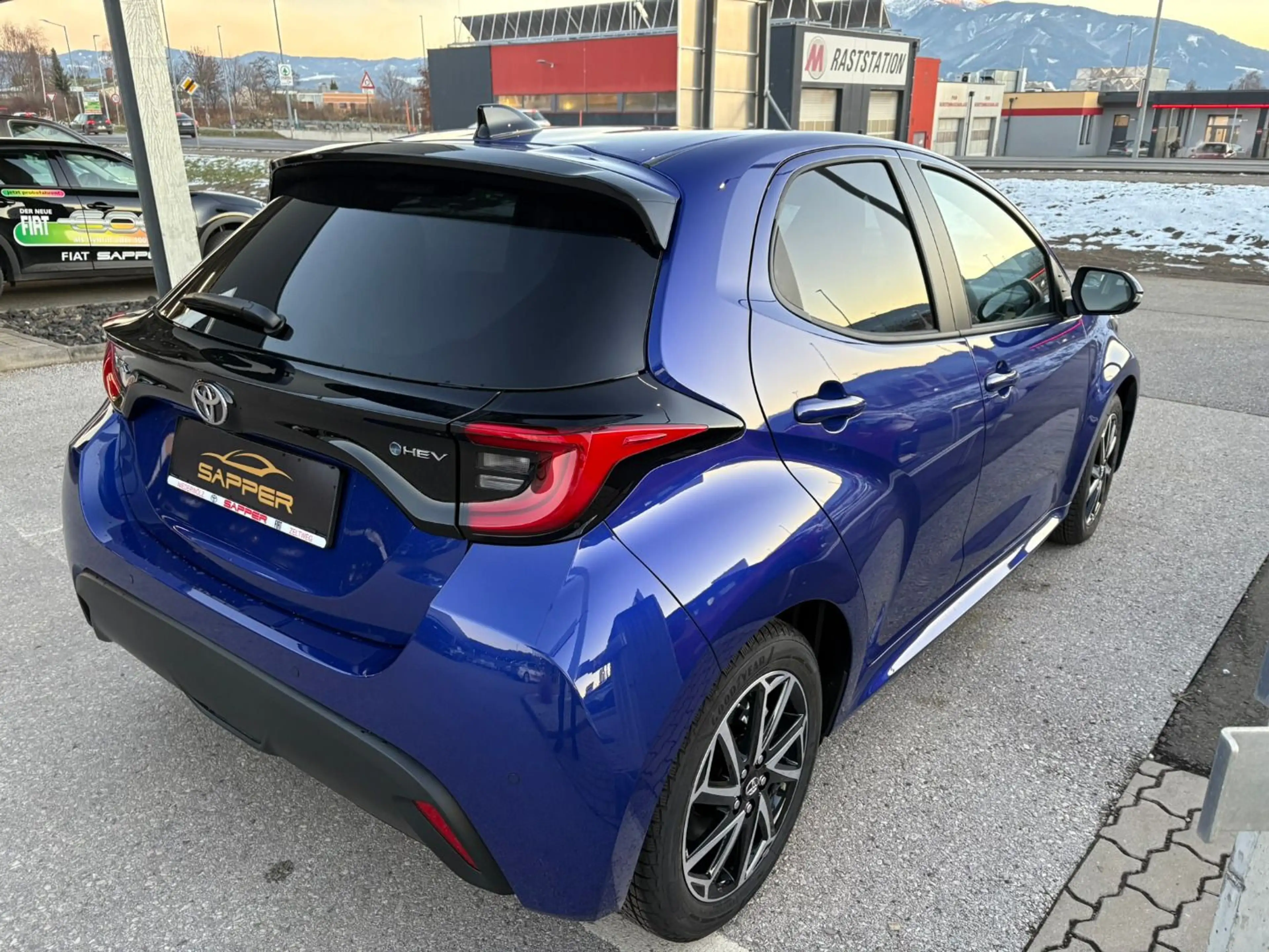 Toyota Yaris - 1,5 l, 116 PS 5-tg. Active Drive — photo 5