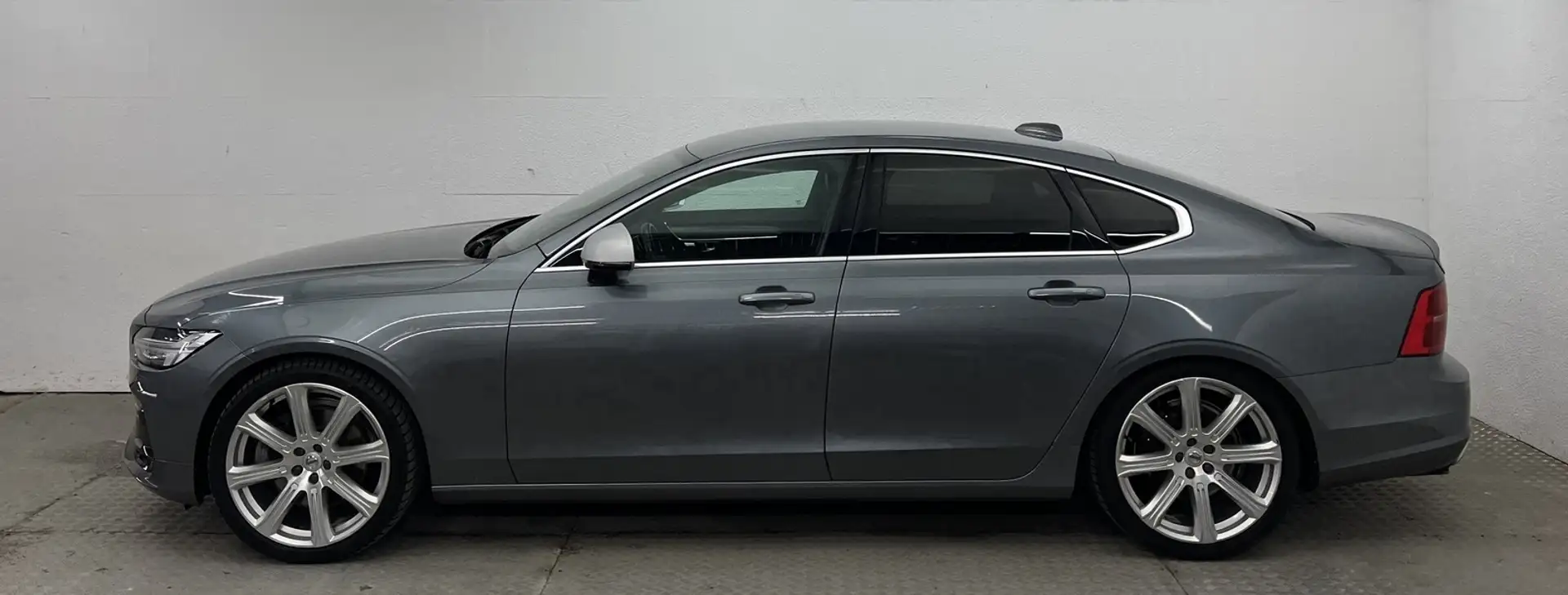 Volvo S90 T6 AWD RDesign AHK+20Z+360+MEMO+INTELLI-SAFE+ Grau - 2