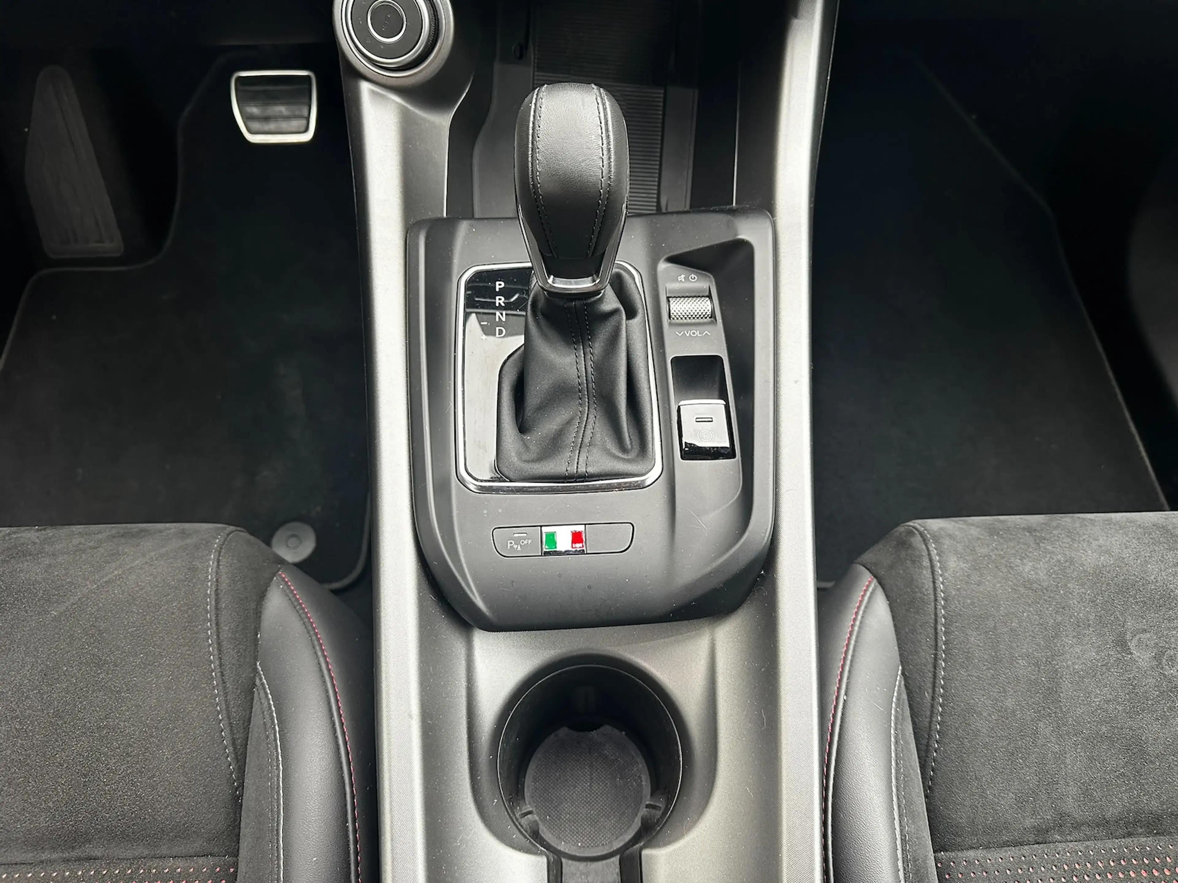 Alfa Romeo Tonale 1,5 Veloce Alcantara*Kamera*Sportlenkrad — photo 13
