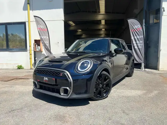 2023 MINI Hatch in Blue for sale