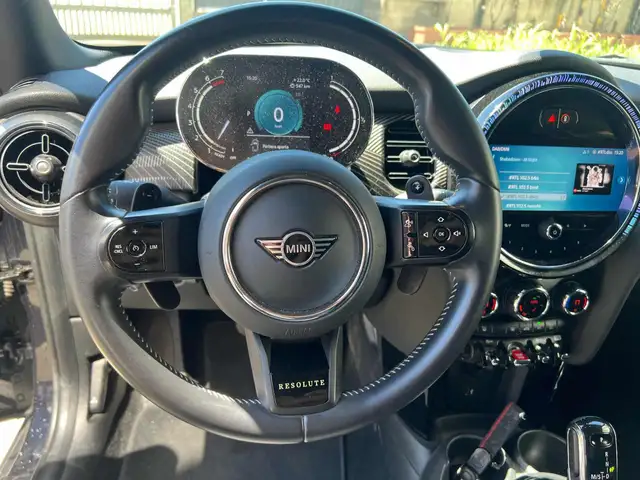 MINI Hatch view 11