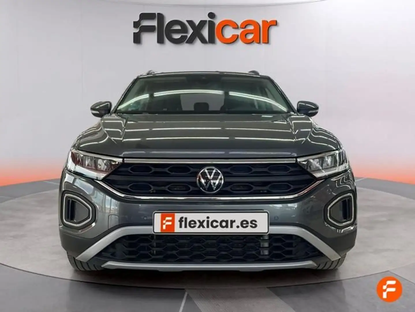Volkswagen T-Roc 1.0 TSI Life 81kW Gris - 2