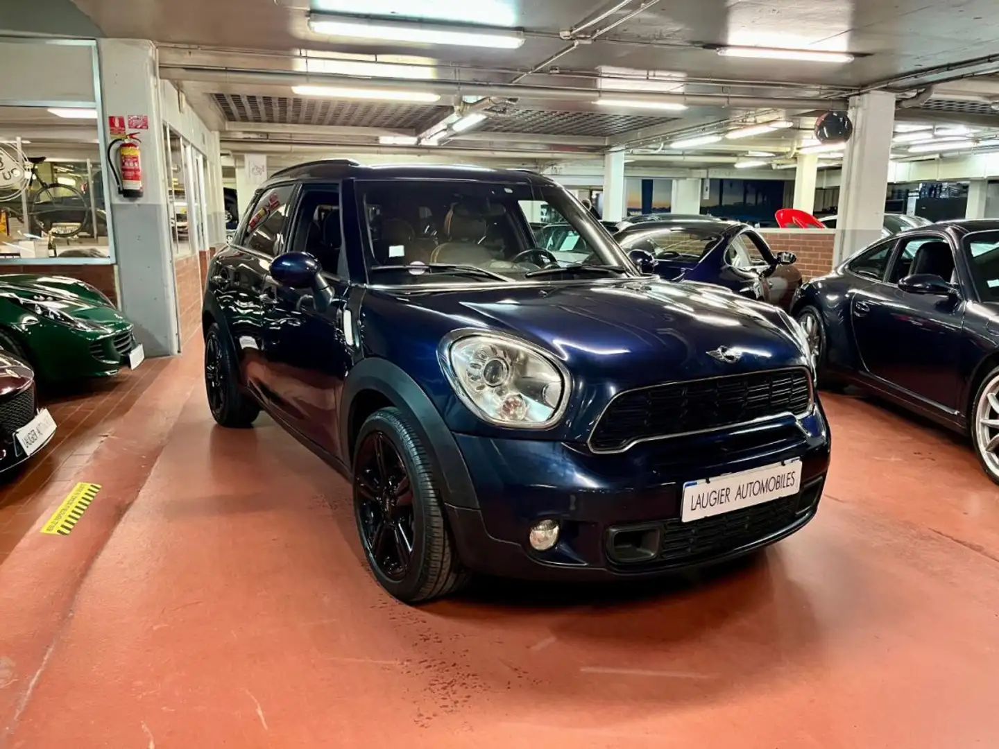 MINI Cooper Countryman COOPER S PACK RED HOT CHILI BVA Bleu - 2