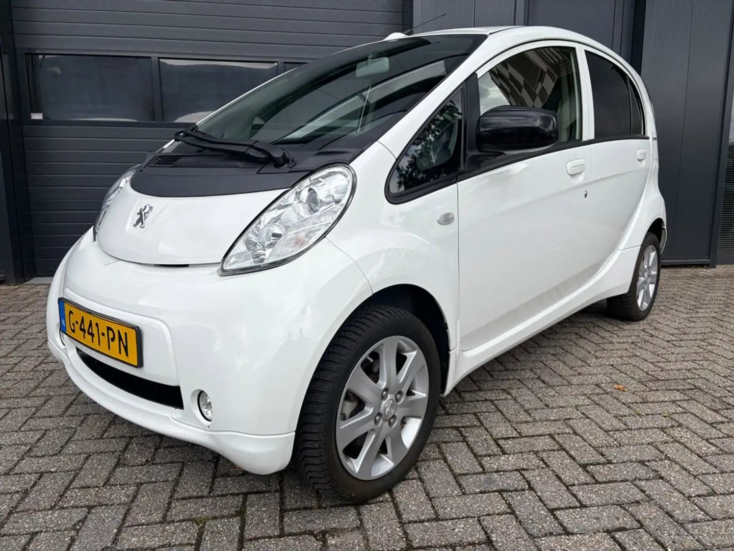 Peugeot iOn Active, Airco, NAP, 12-maanden Bovag garantie Weiß - 1