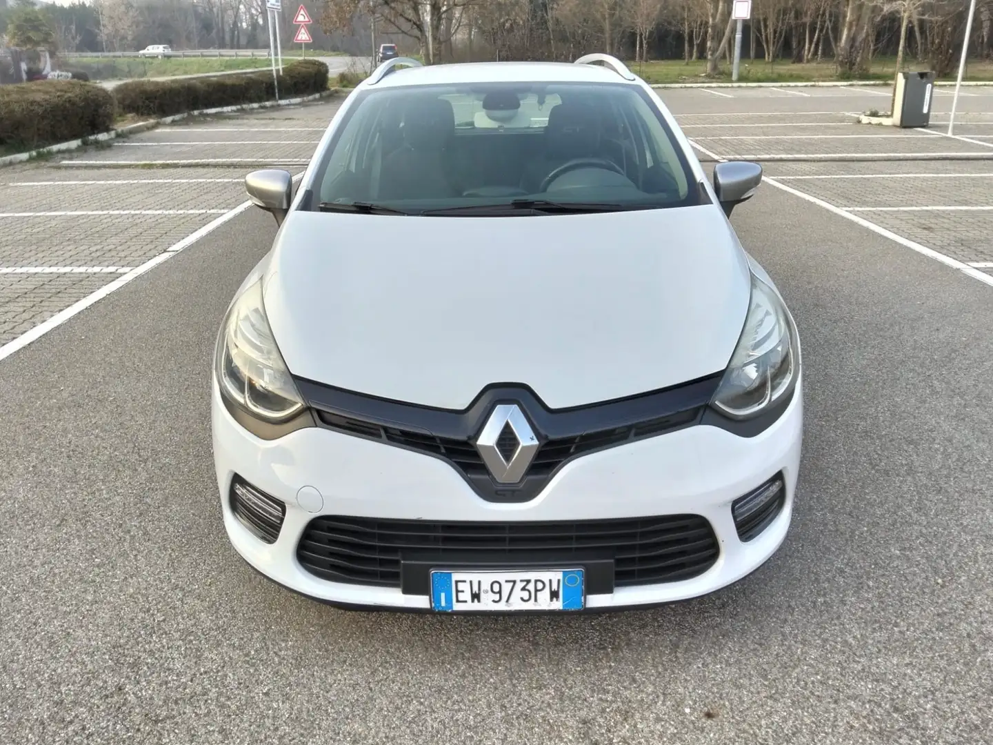 Renault Clio Clio Sporter 1.2 TCe 120CV EDC GT*Automatic*Navi* Weiß - 2