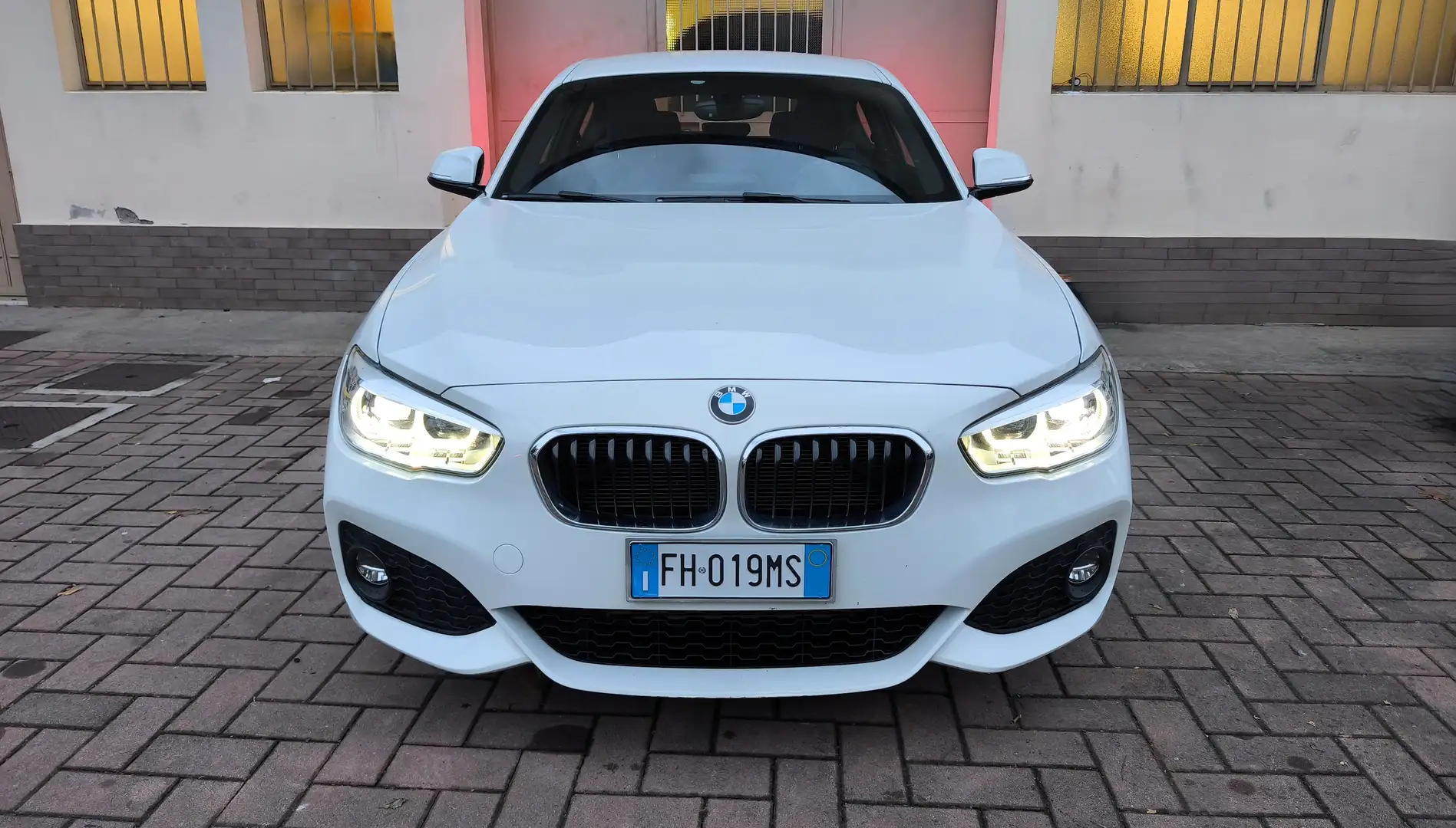 BMW 118 118d xdrive Msport 3p Bianco - 2