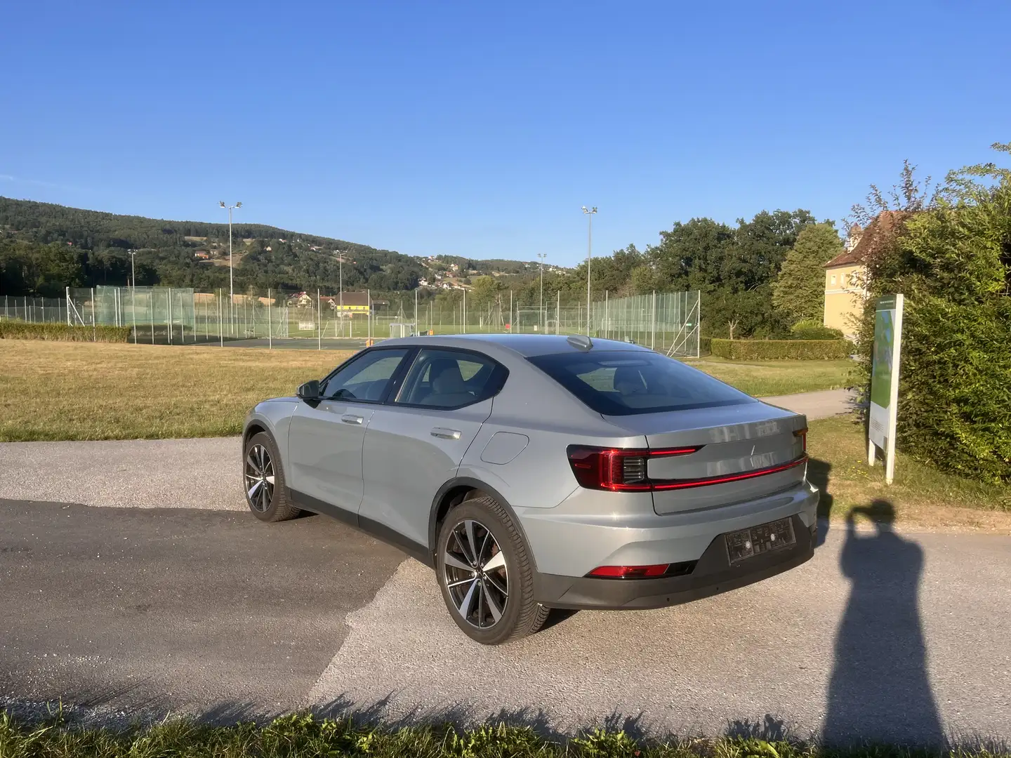 Polestar 2 Standard Range 64kWh Single Motor - 2