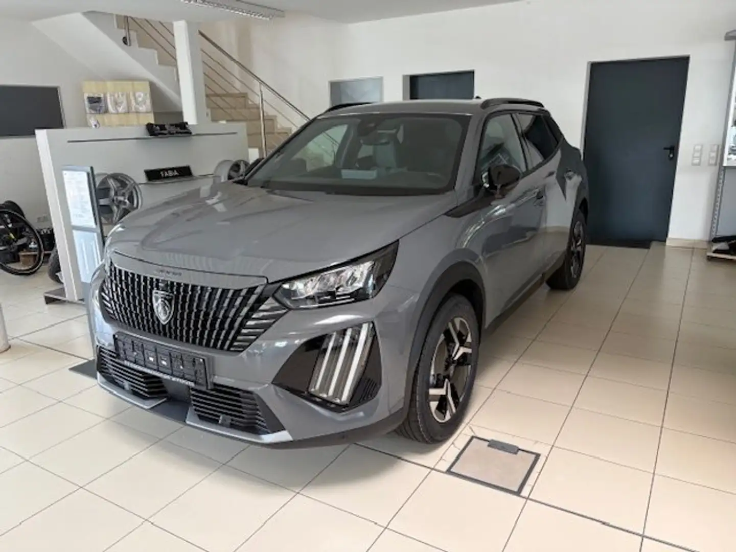 Peugeot 2008 Allure EAT8 Grigio - 2