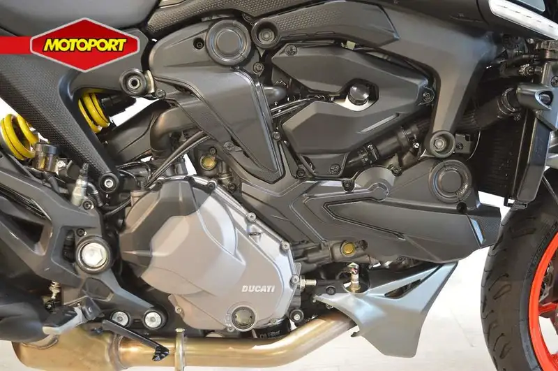 Ducati MONSTER - foto 7