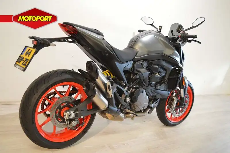Ducati MONSTER - foto 3