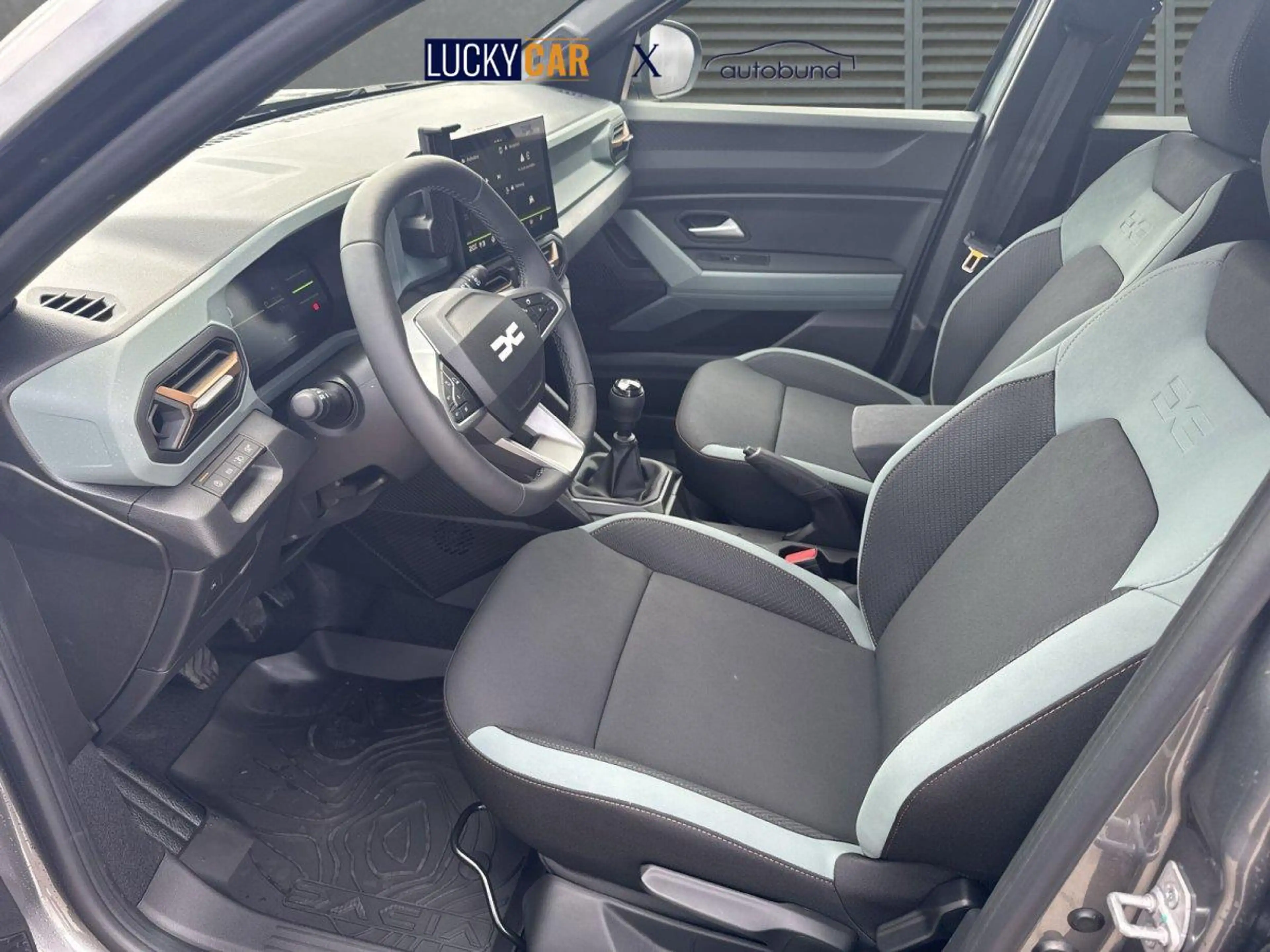 Dacia Duster Extreme SHZ+RFK+LED TCe 120 ECO-G LPG 90 kW (12... — photo 4