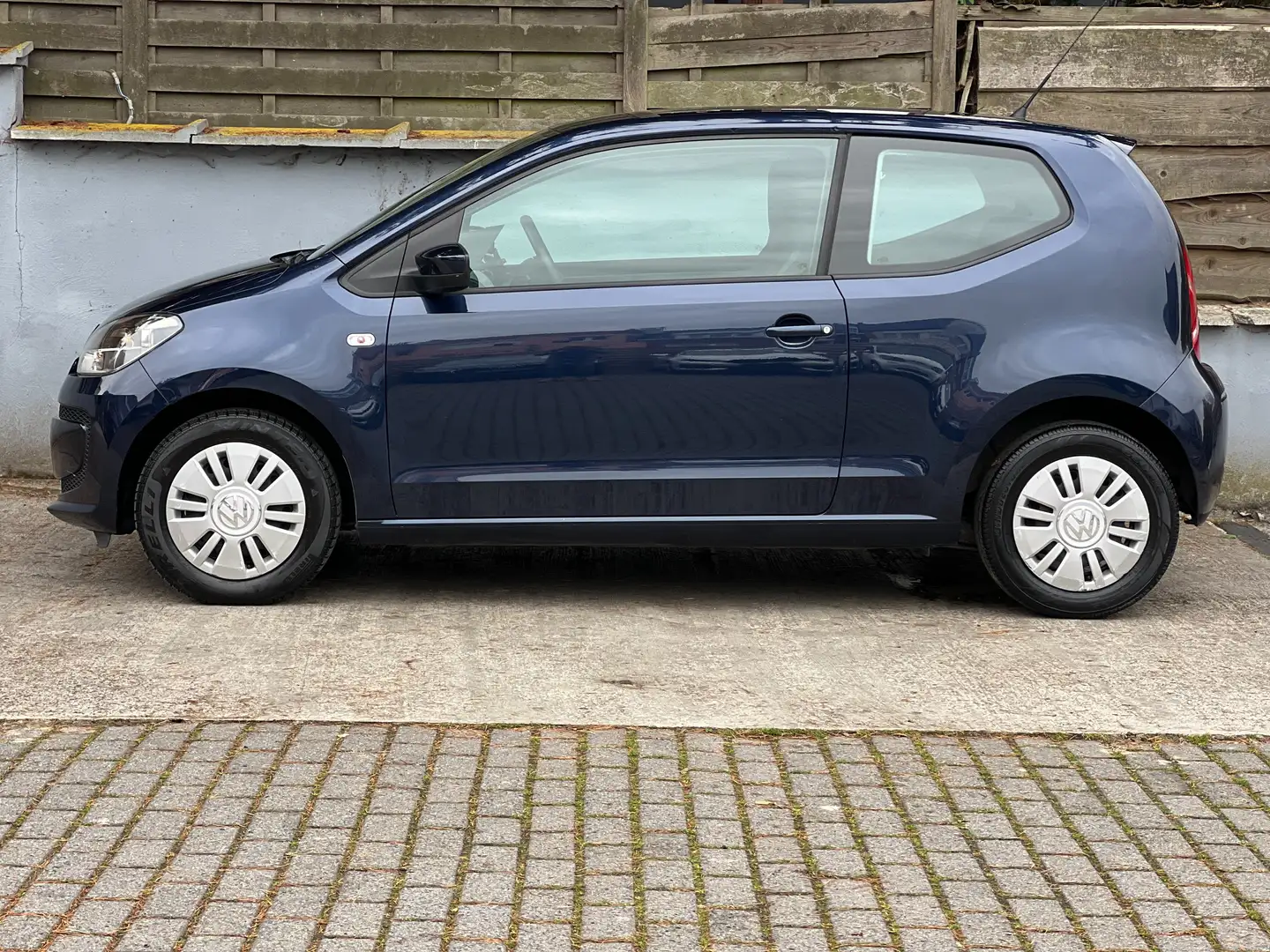 Volkswagen up! Up! 1.0i Move up! (airco) Bleu - 2