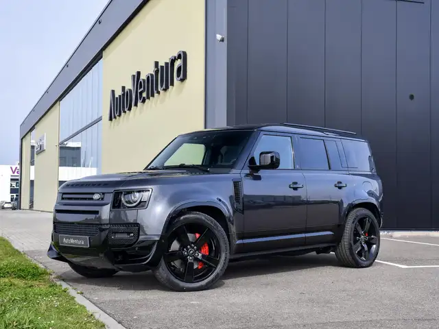 Land Rover Defender view 2