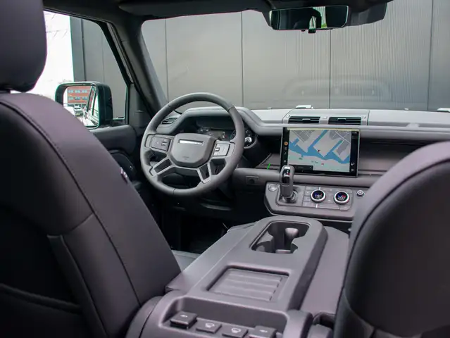 Land Rover Defender view 8
