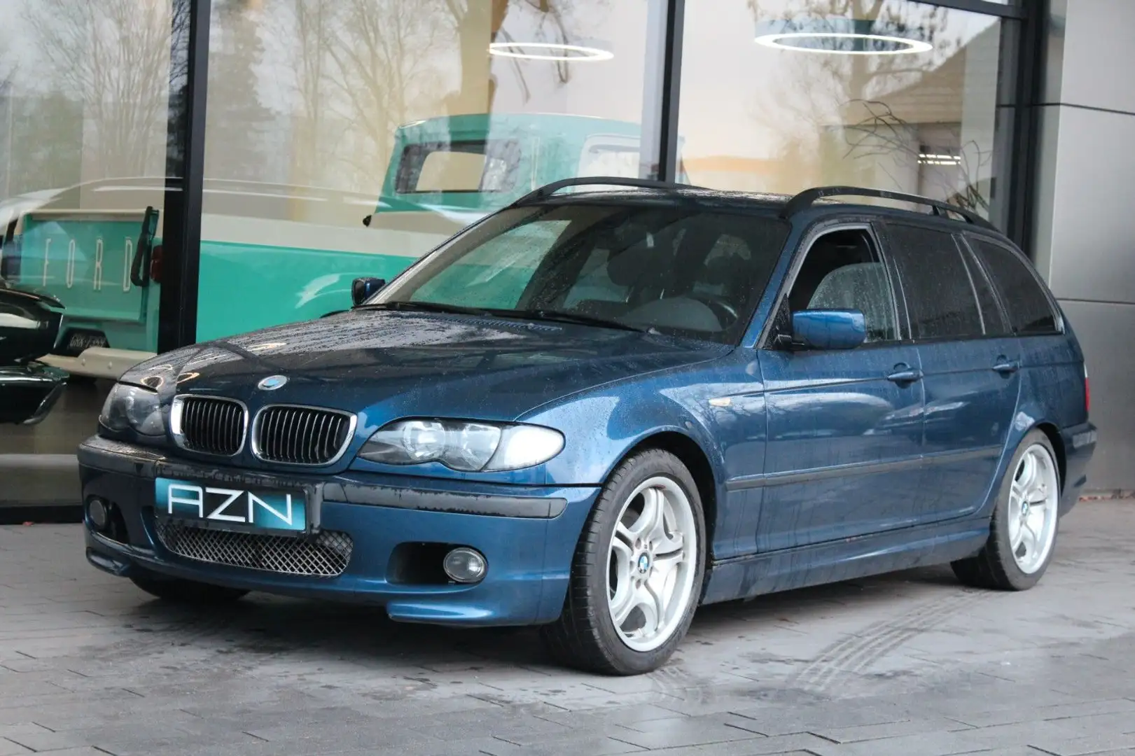BMW 316 i Touring Edition Sport M-Paket Blauw - 1
