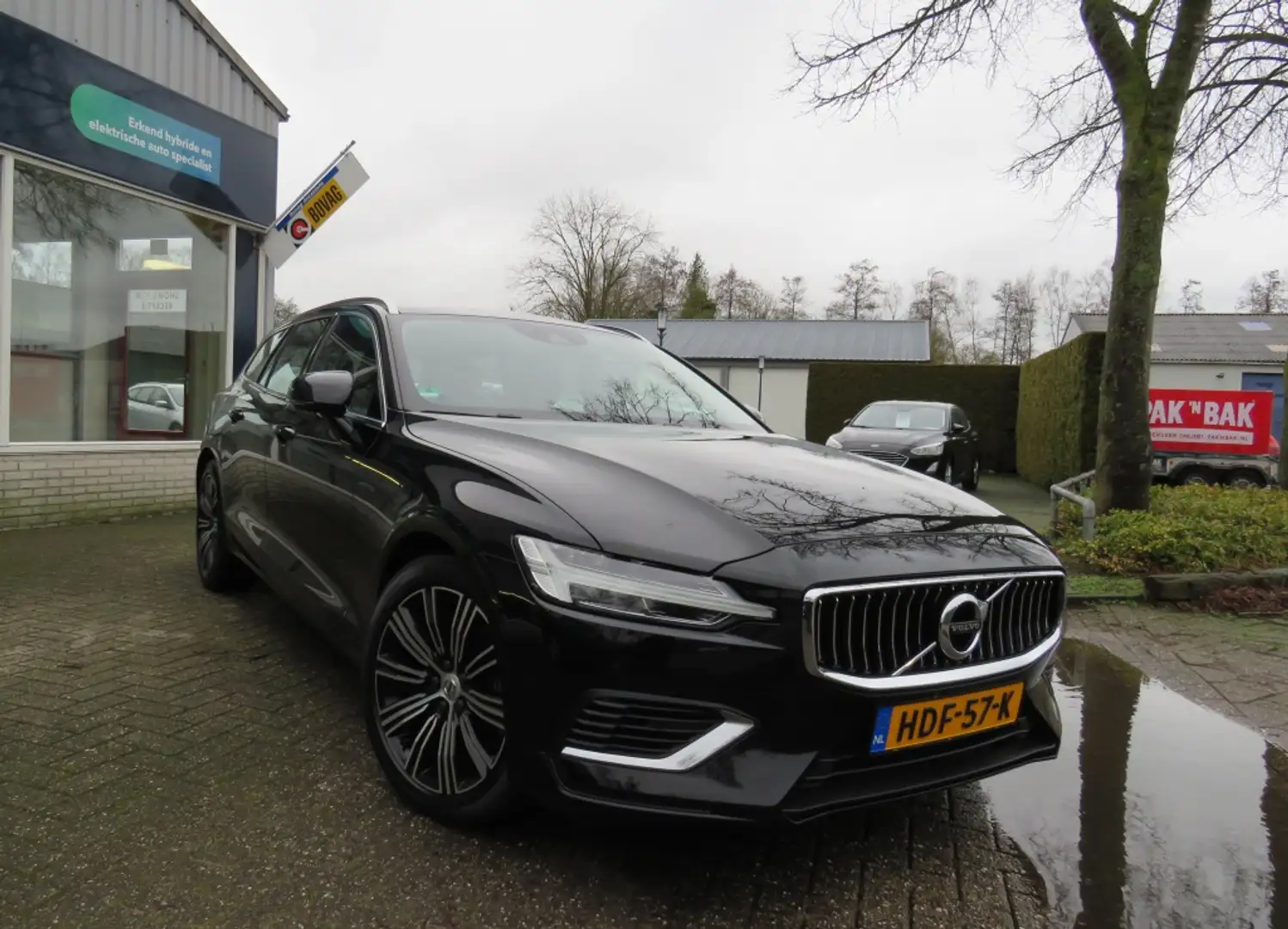 Volvo V60 2.0 T6 Recharge LED / TREKHAAK / LEDER Zwart - 2