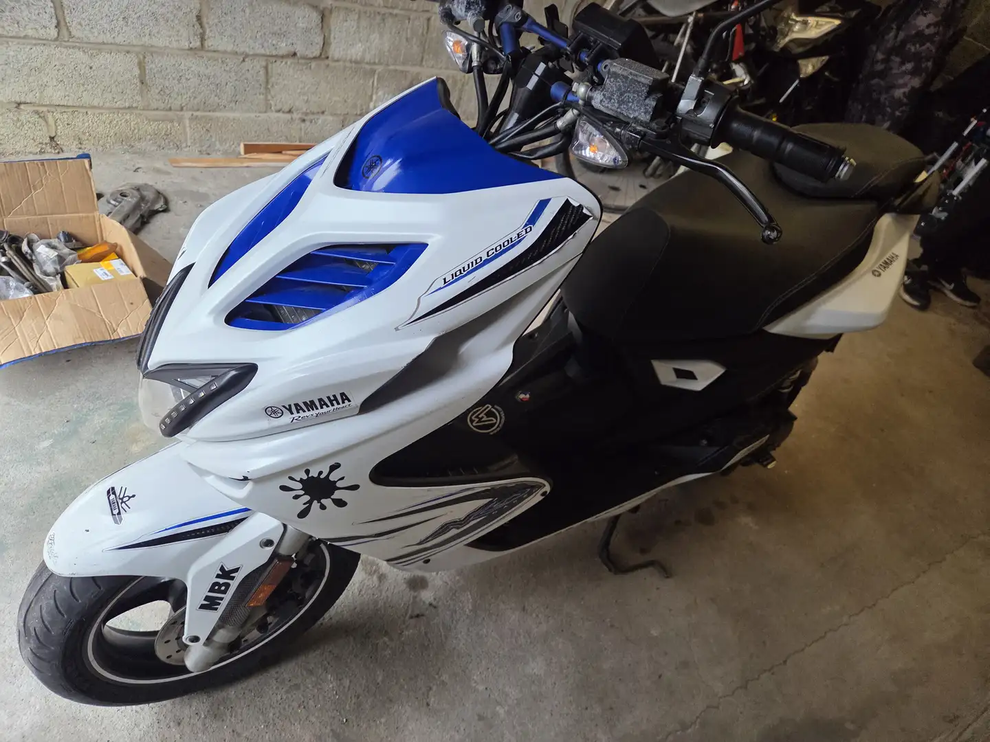 Yamaha Aerox Mbk Blanco - 2