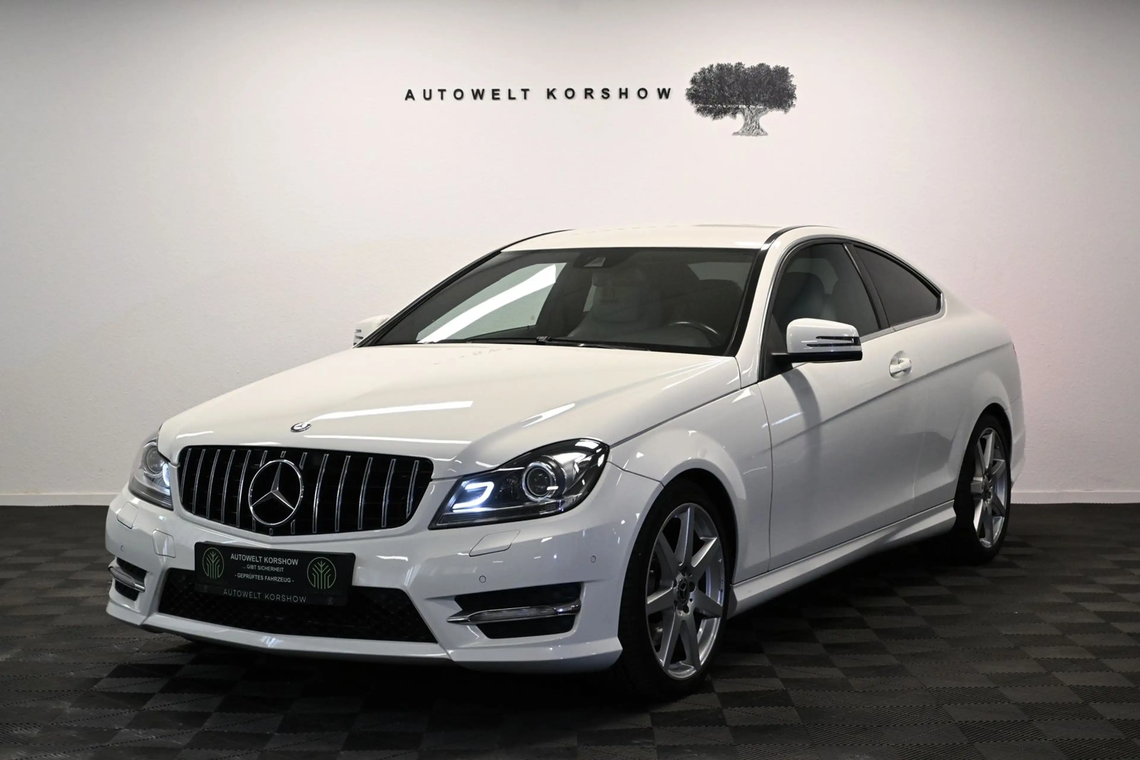 Mercedes-Benz C 350 Coupé AMG-LINE *SHZ *PDC *VOLLEDER *TEMPOM — photo 3