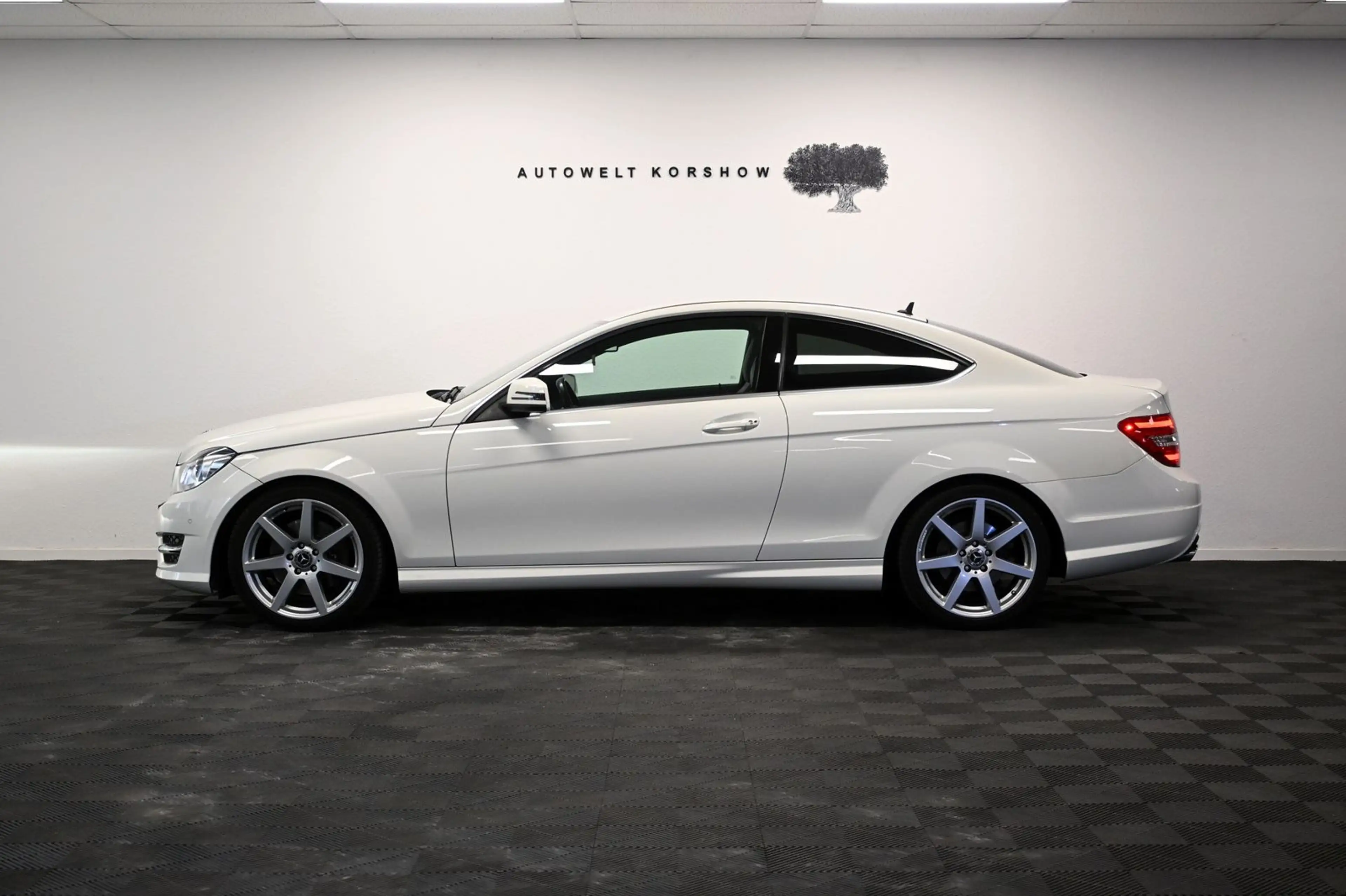 Mercedes-Benz C 350 Coupé AMG-LINE *SHZ *PDC *VOLLEDER *TEMPOM — photo 7