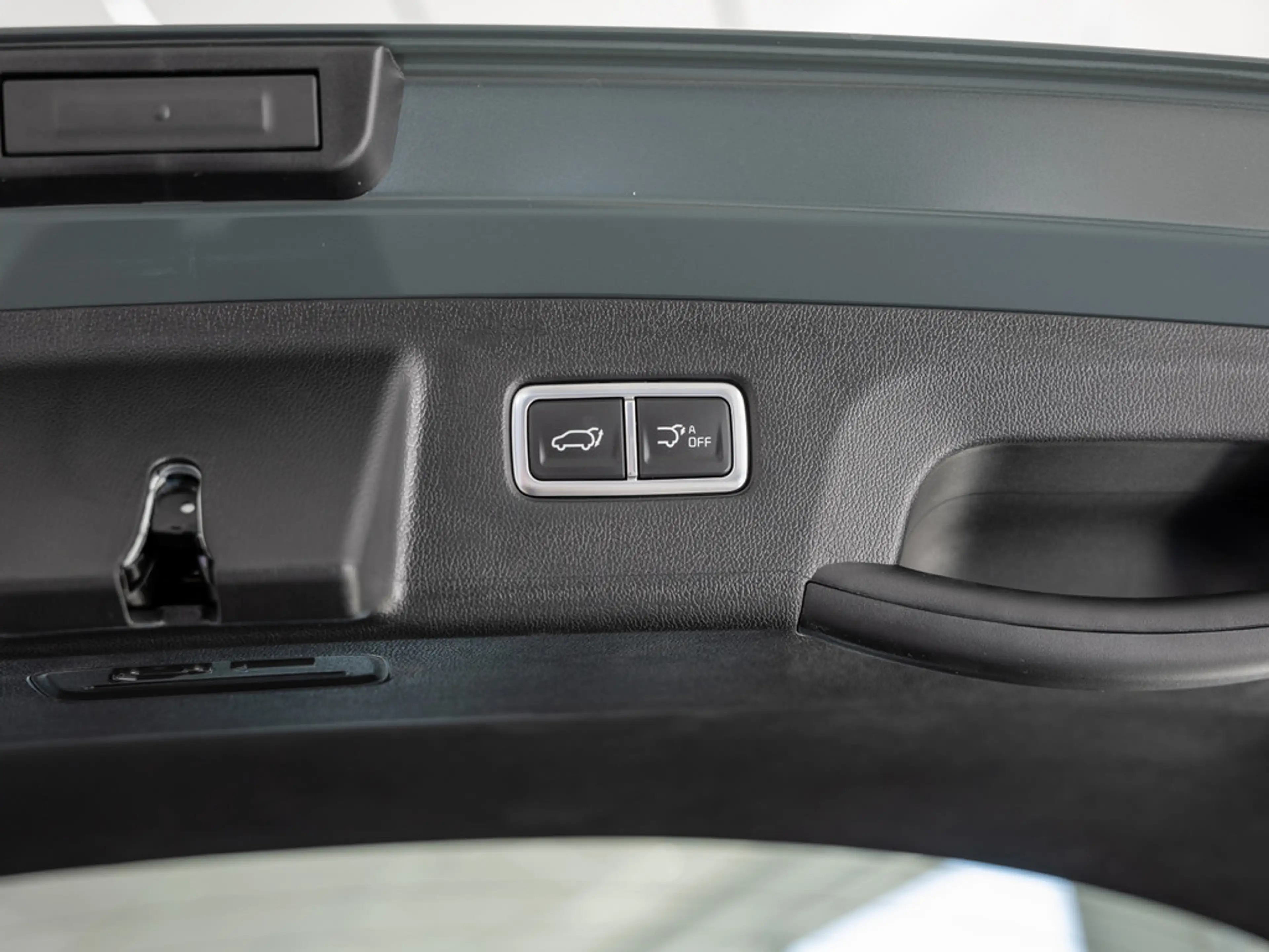 Kia Sorento 2.2 CRDi Platinum 4WD SITZBELÜFTUNG — photo 12
