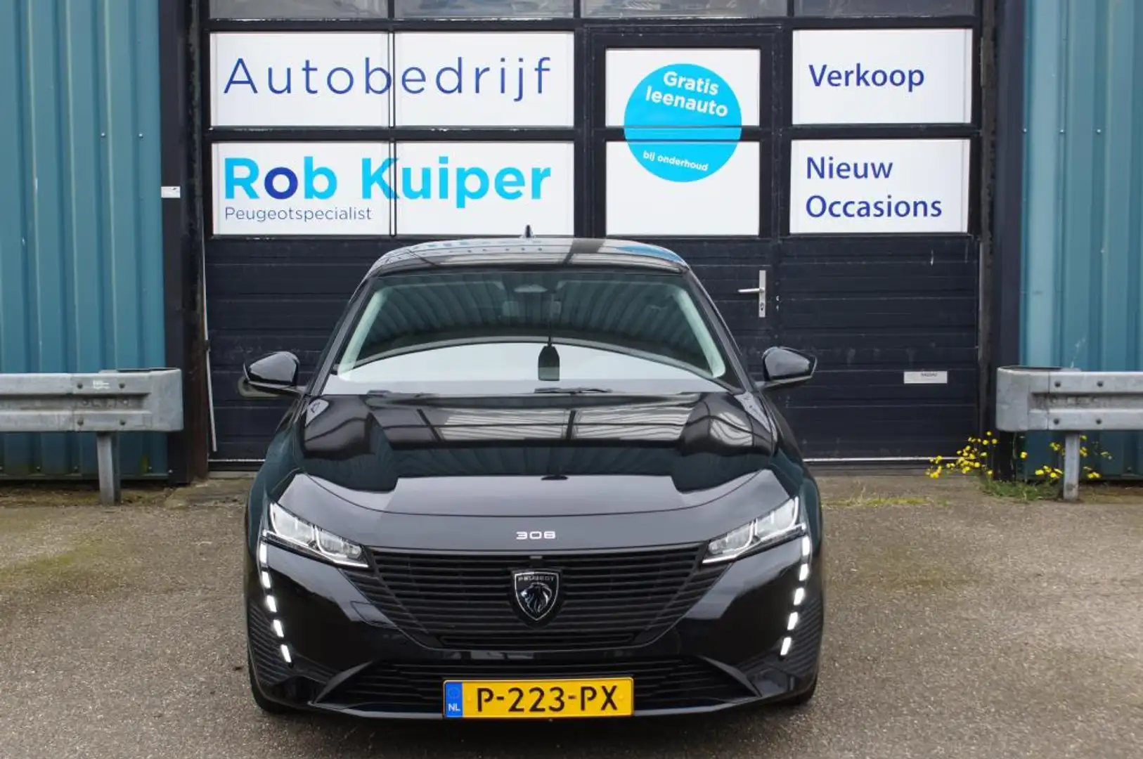 Peugeot 308 SW 1.2 PureTech Active Pack Business Zwart - 2
