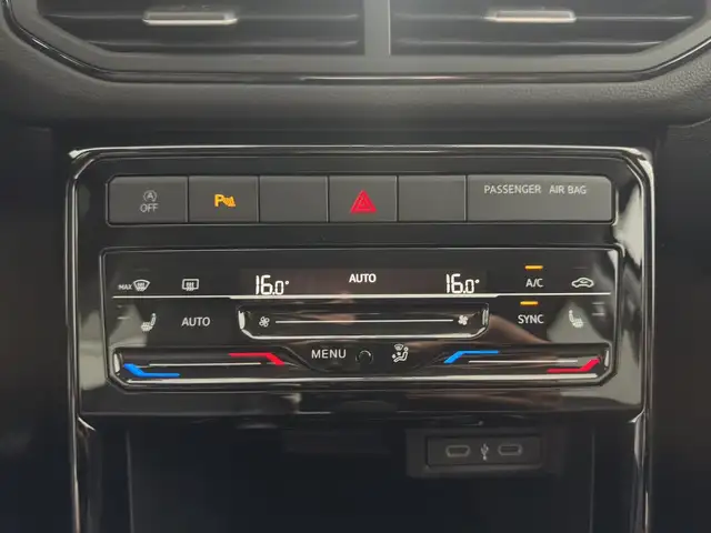 Volkswagen T-Cross view 10