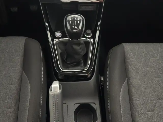 Volkswagen T-Cross view 12