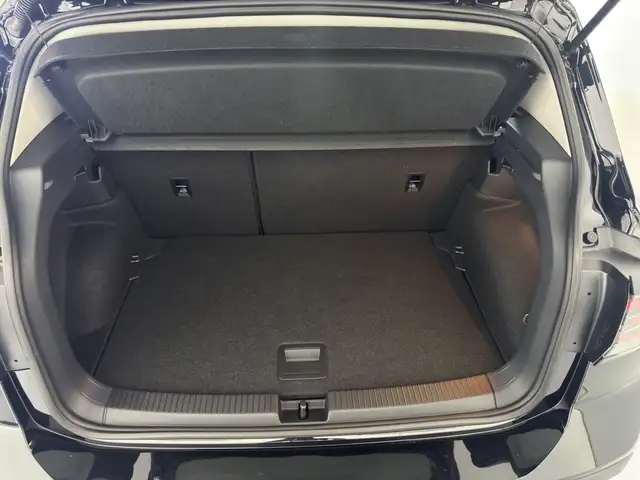 Volkswagen T-Cross view 15