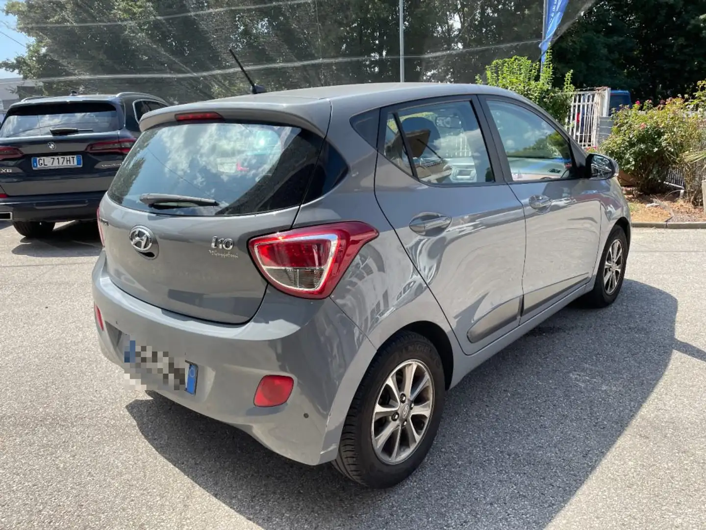 Hyundai i10 1.0 MPI Style NEOPATENTATI Gris - 2