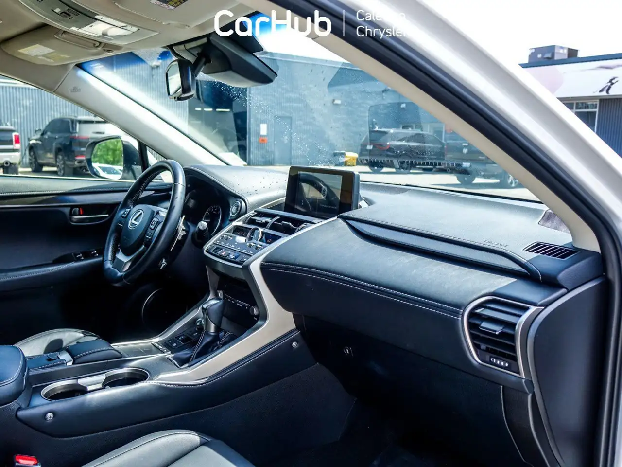 Lexus NX снимка Lexus NX