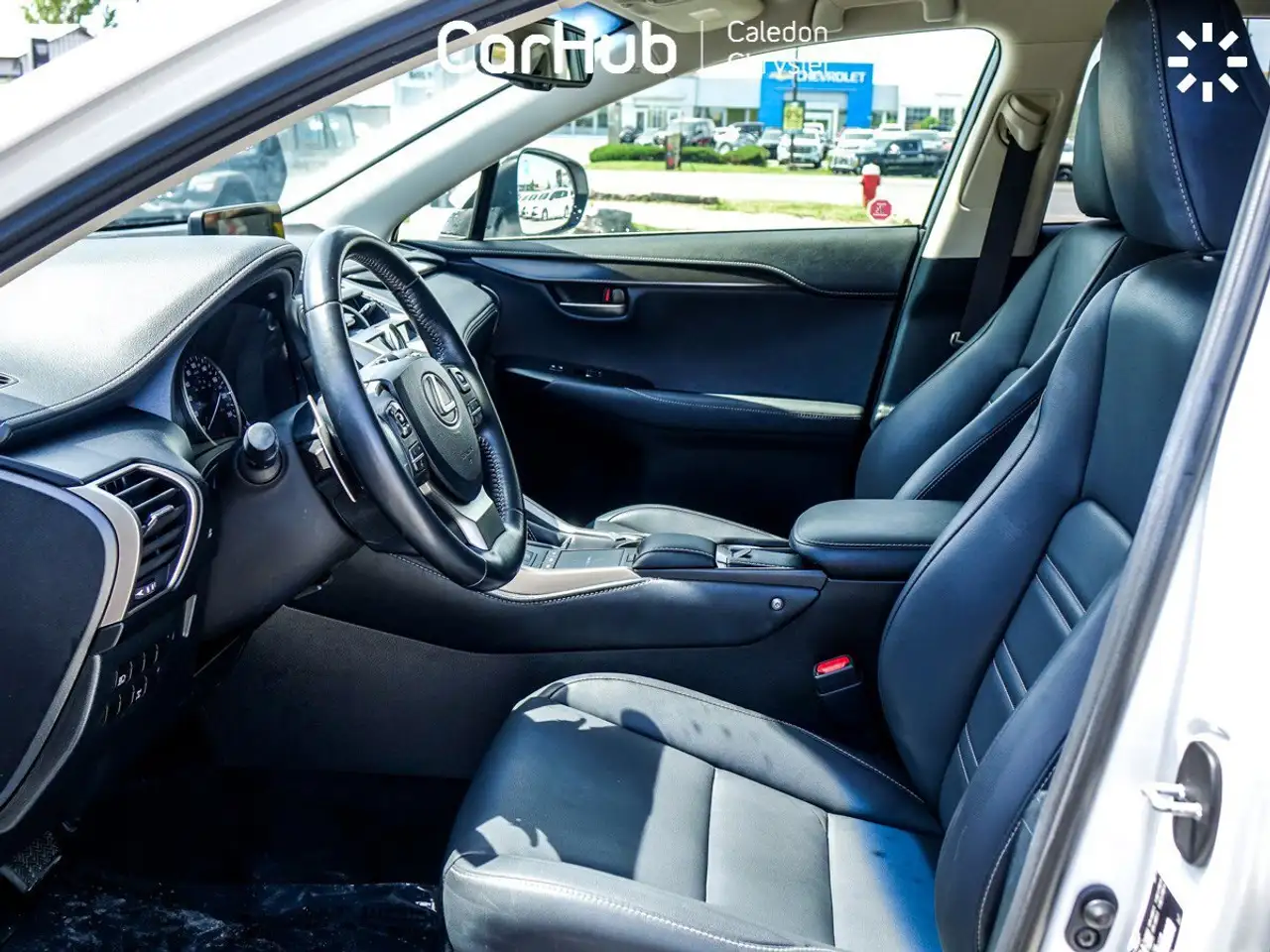Lexus NX снимка Lexus NX